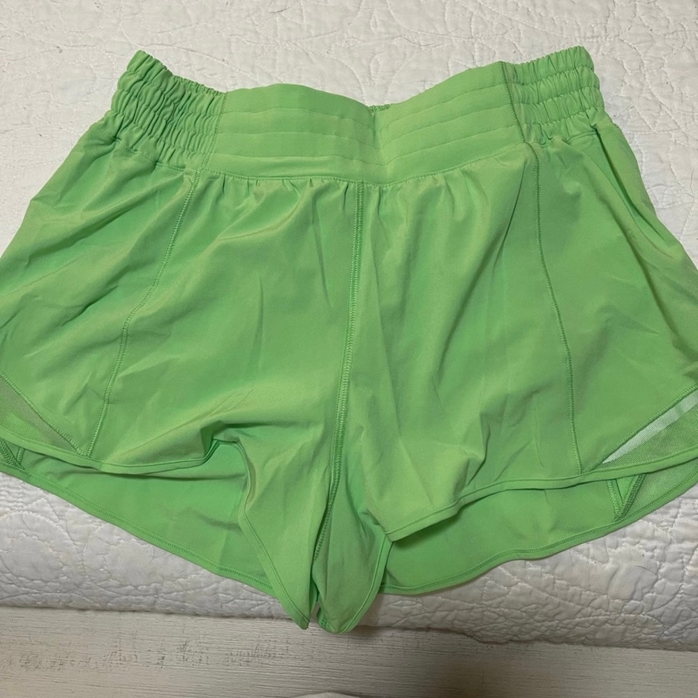 Lululemon Hotty hot shorts